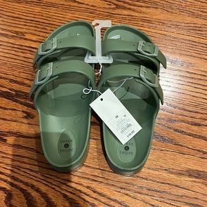 NWT Shade & Shore Olive Green Sandals